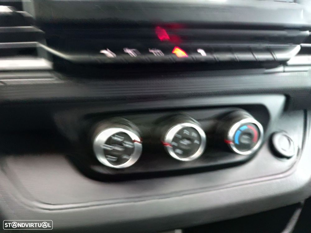 Renault Trafic 2.0 dCi L2H1 1.2T G.Life - 19