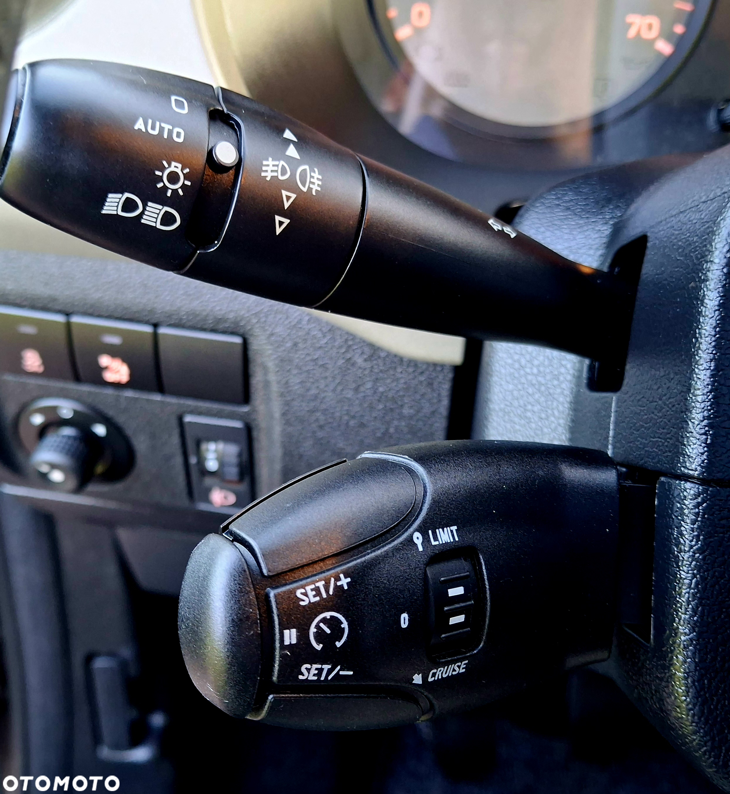 Citroën Berlingo Multispace BlueHDi 100 FEEL - 29