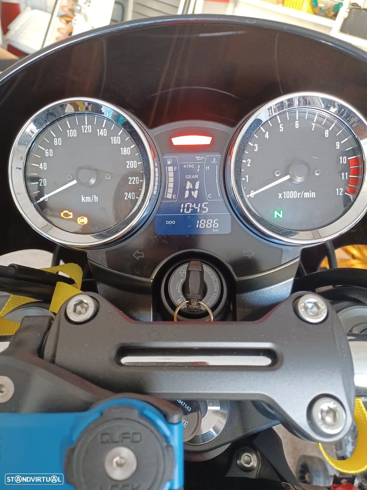 Kawasaki ZR - 5