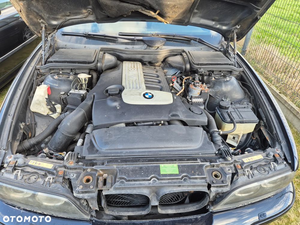 BMW Seria 5 - 24