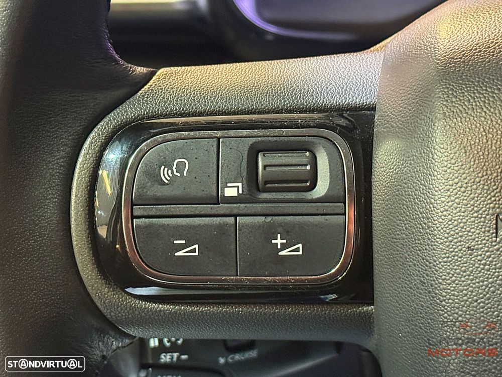 Citroën C3 1.2 PureTech Shine - 21