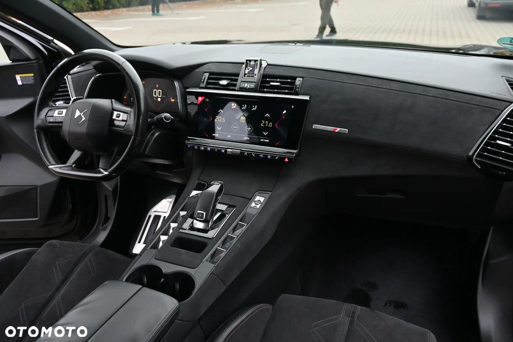 DS Automobiles DS 7 Crossback - 27