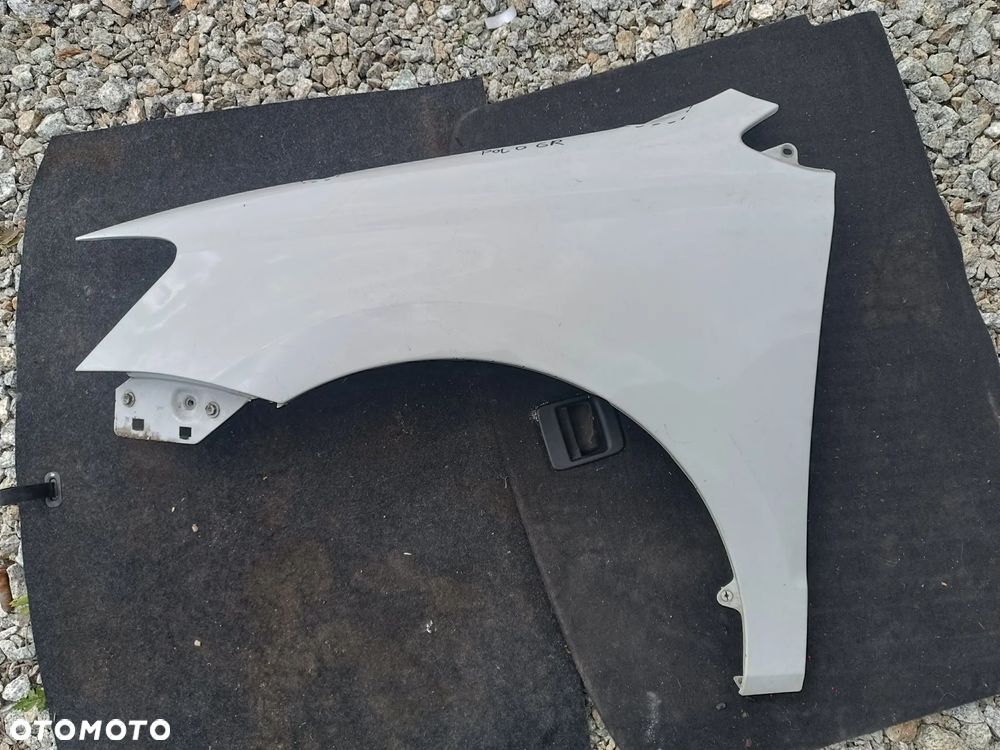 BŁOTNIK LEWY PRZÓD PRZEDNI VOLKSWAGEN POLO 6R - 1