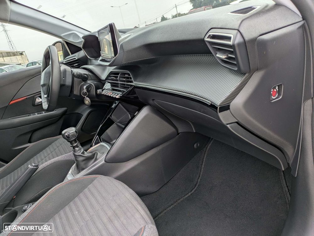 Peugeot 208 1.2 PureTech Active Pack - 11