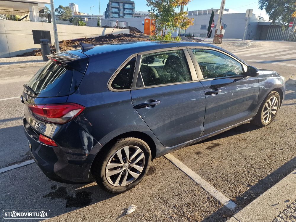Hyundai i30 1.0 T-GDI Comfort+Navi - 9
