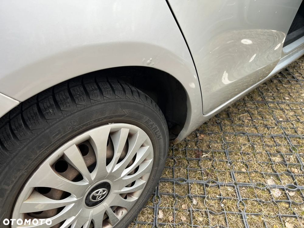 Toyota Yaris 1.33 Sol - 14