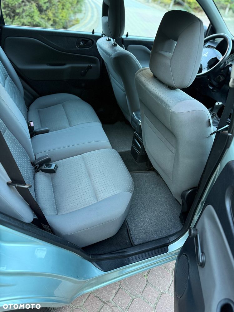 Mitsubishi Space Star 1.9 DI-D Comfort - 20