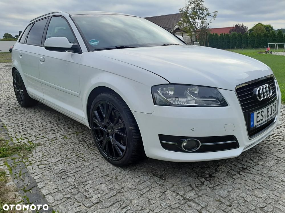 Audi A3 2.0 TFSI S tronic S line Sportpaket - 3