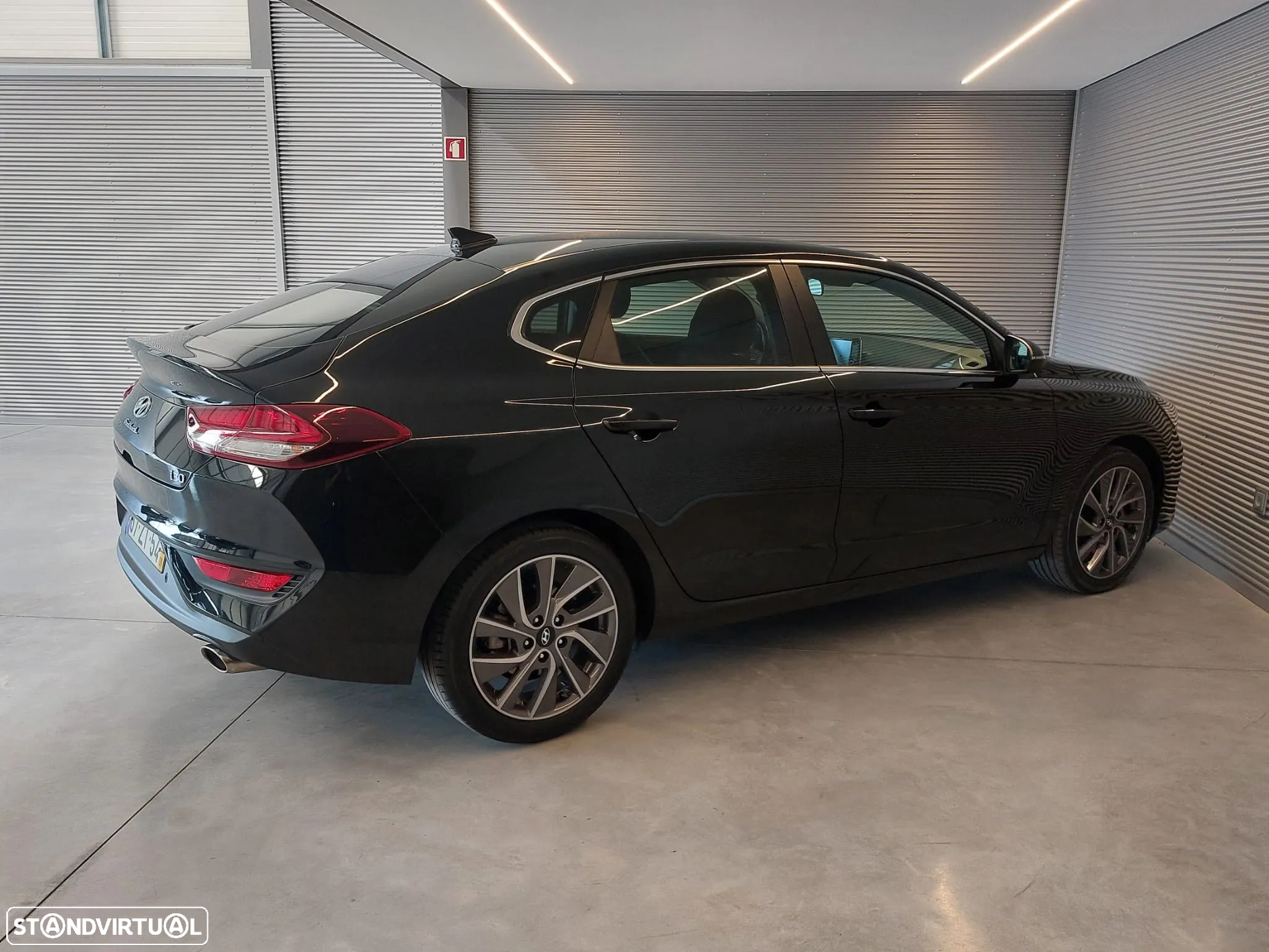 Hyundai i30 Fastback 1.0 T-GDI Style+Sens.Frt.+CI - 6