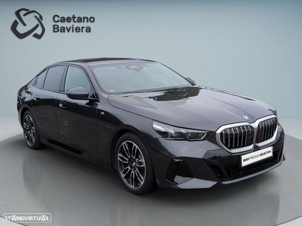 BMW 530 e Pack Desportivo M - 10