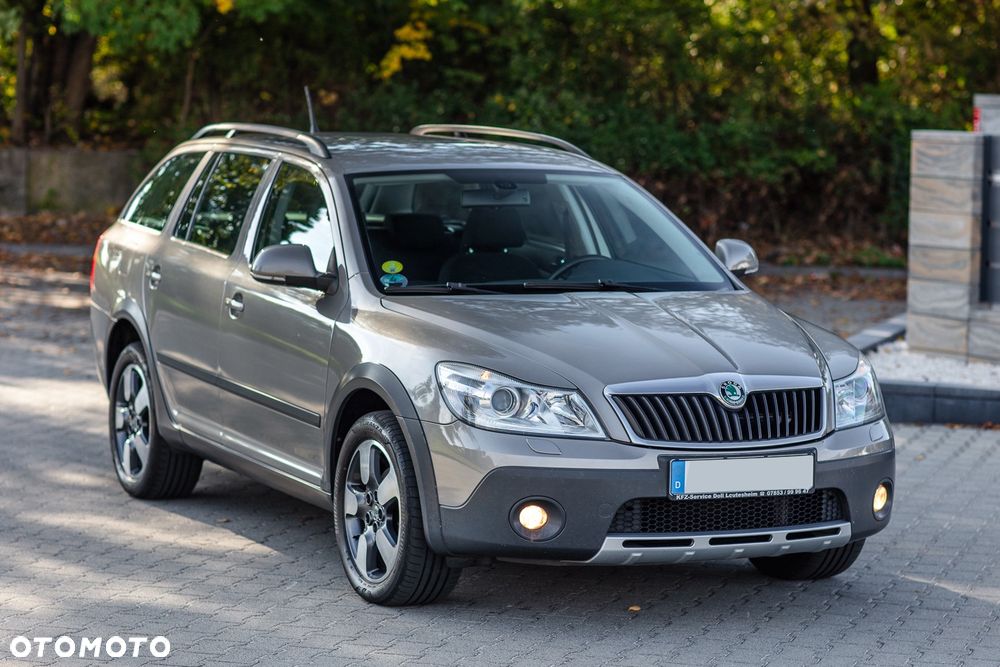 Skoda Octavia 2.0 TDI DPF 4x4 DSG Scout - 5