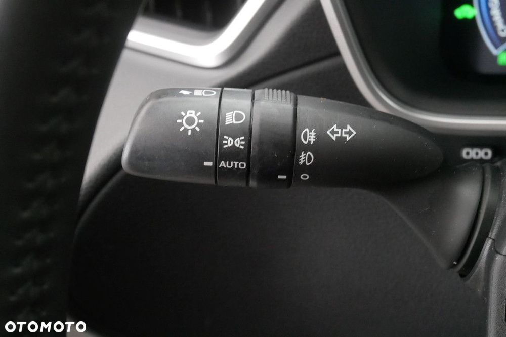 Toyota Corolla Cross 2.0 Hybrid Style - 28