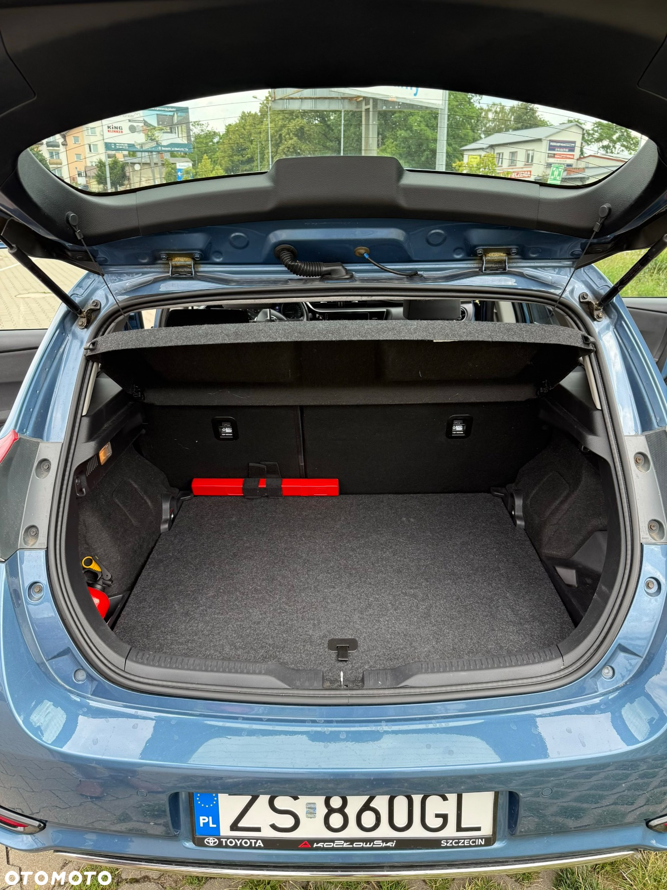 Toyota Auris Hybrid 135 Premium - 36