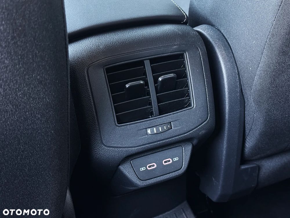 Volkswagen T-Roc 1.5 TSI Style DSG - 30