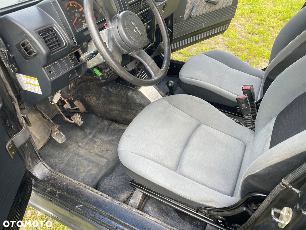 Suzuki Samurai - 12
