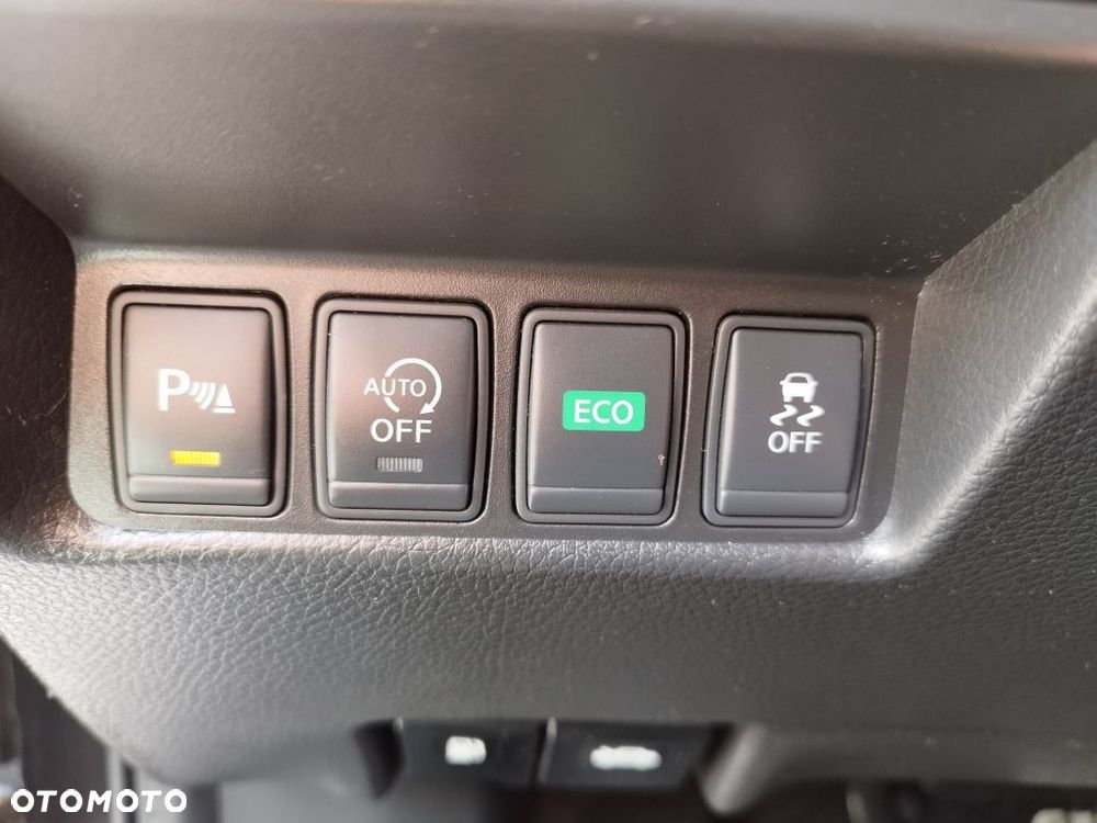 Nissan Qashqai 1.6 DCi Visia Xtronic EU6 - 24