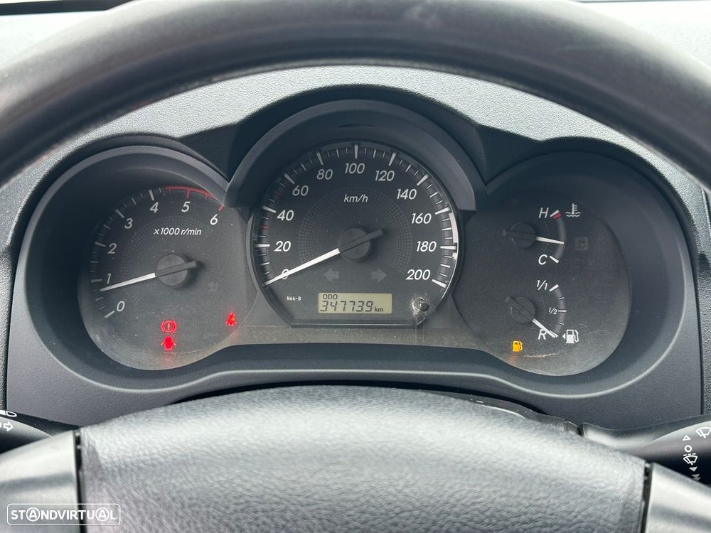 Toyota Hilux 2.5 D-4D 4WD CE CM AC - 7