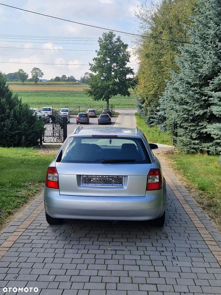 Audi A4 Avant 1.9 TDI - 12
