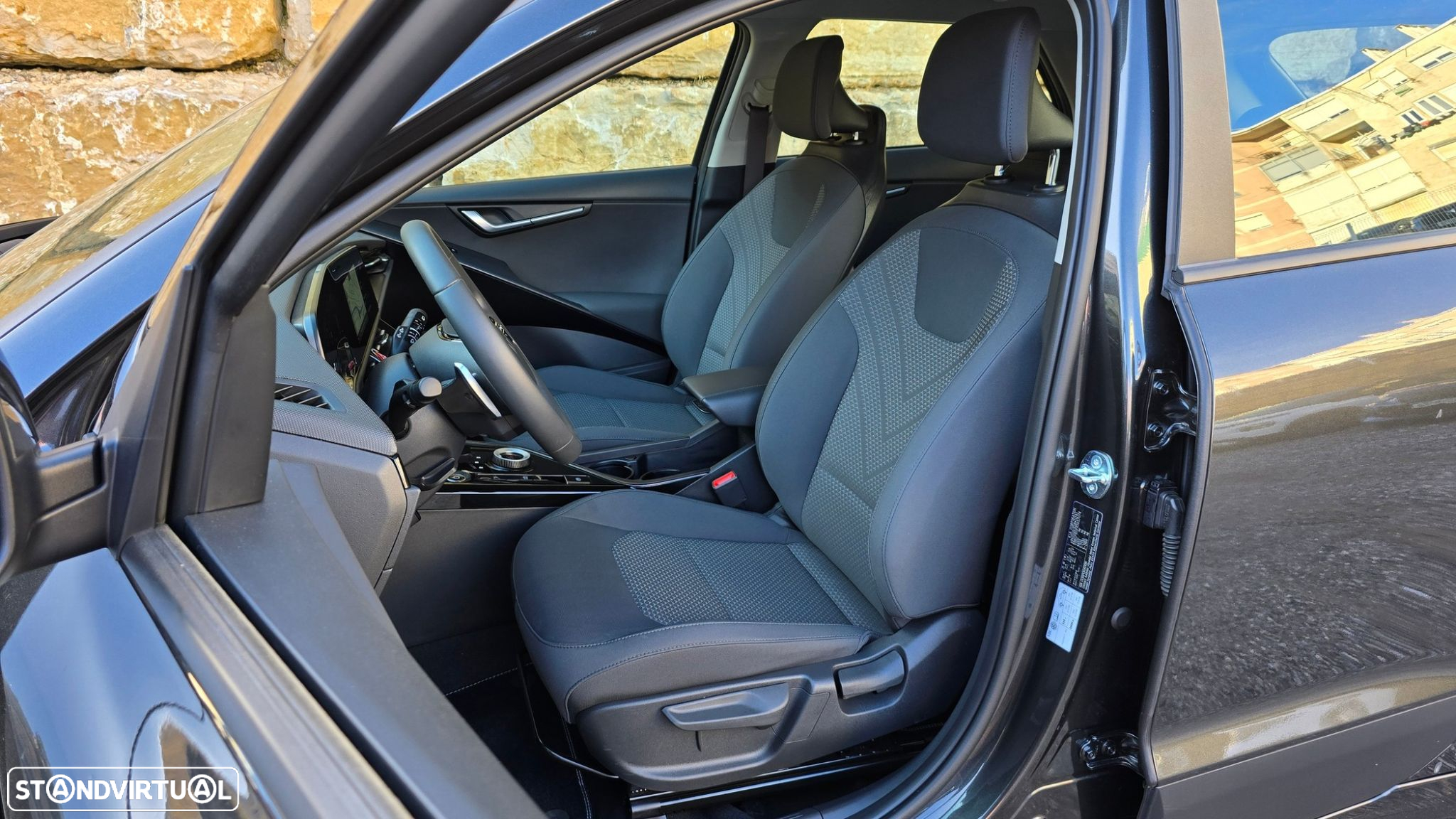 Kia Niro - 36