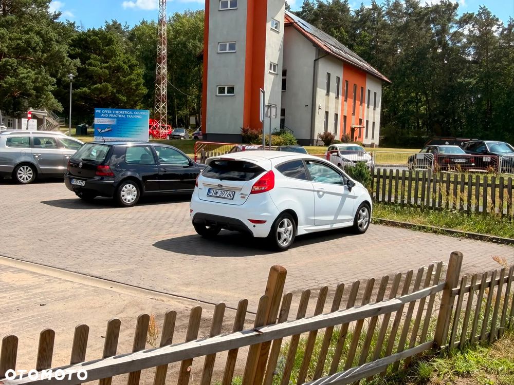 Ford Fiesta 1.6 TDCi Econetic - 8
