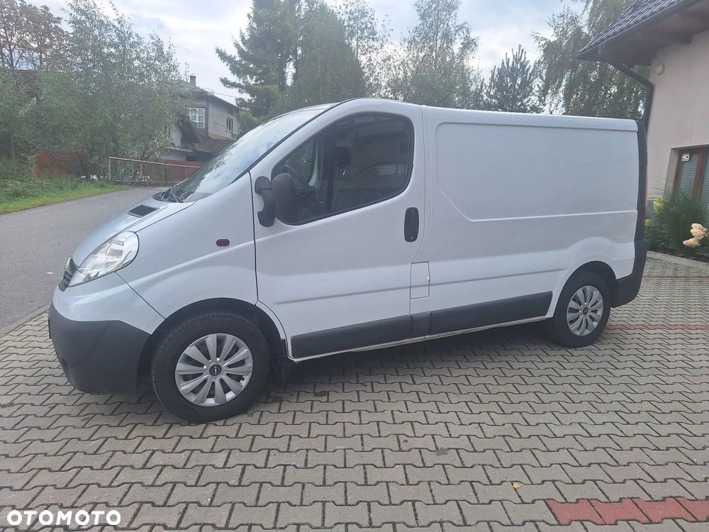 Opel Vivaro - 31