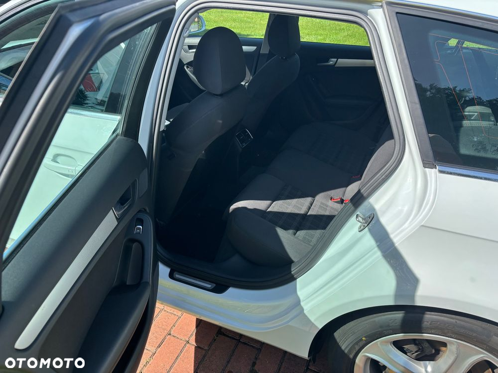 Audi A4 2.0 TDI - 11
