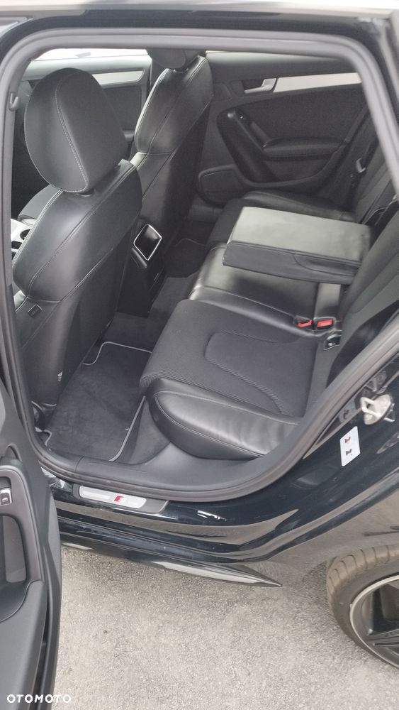Audi A4 Avant 2.0 TDI - 6