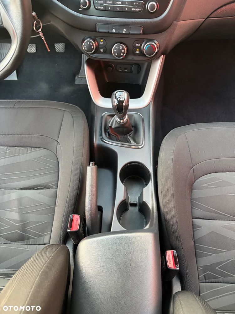 Kia Ceed - 21
