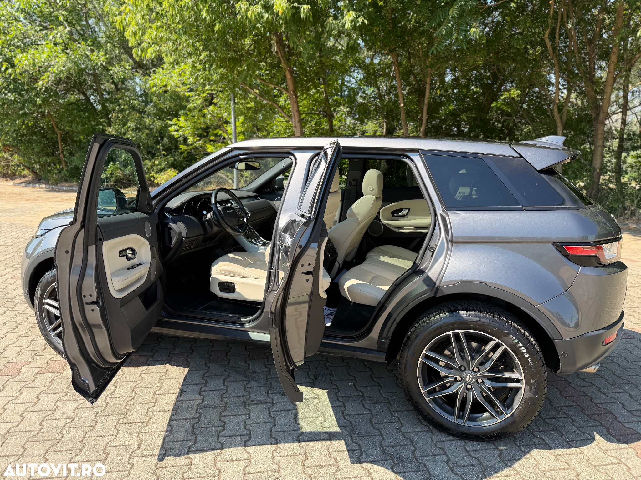 Land Rover Range Rover Evoque - 3