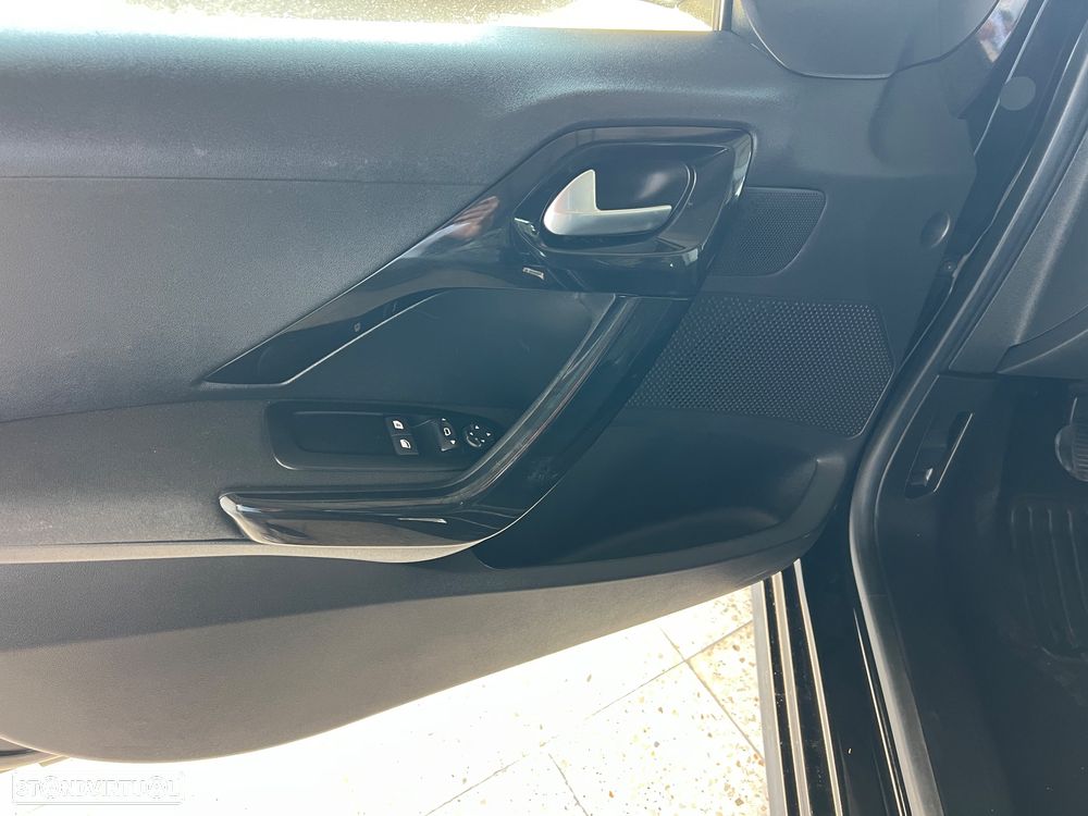 Peugeot 208 1.6 BlueHDi Active - 10