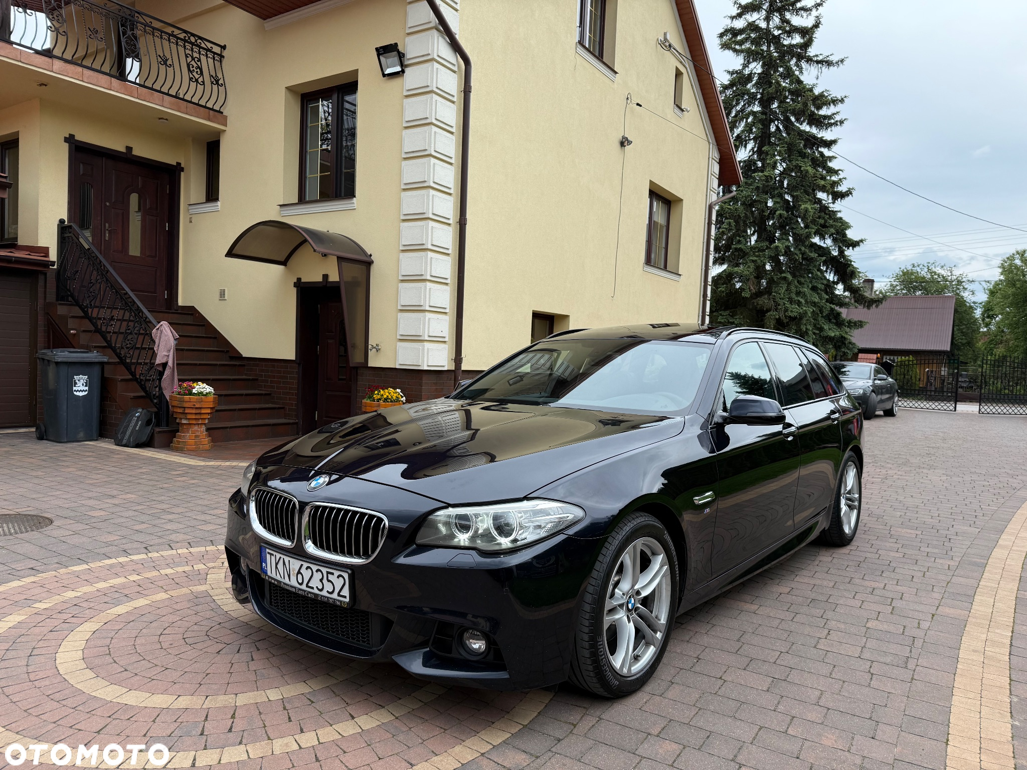 BMW Seria 5 520d Touring M Sport Edition - 11