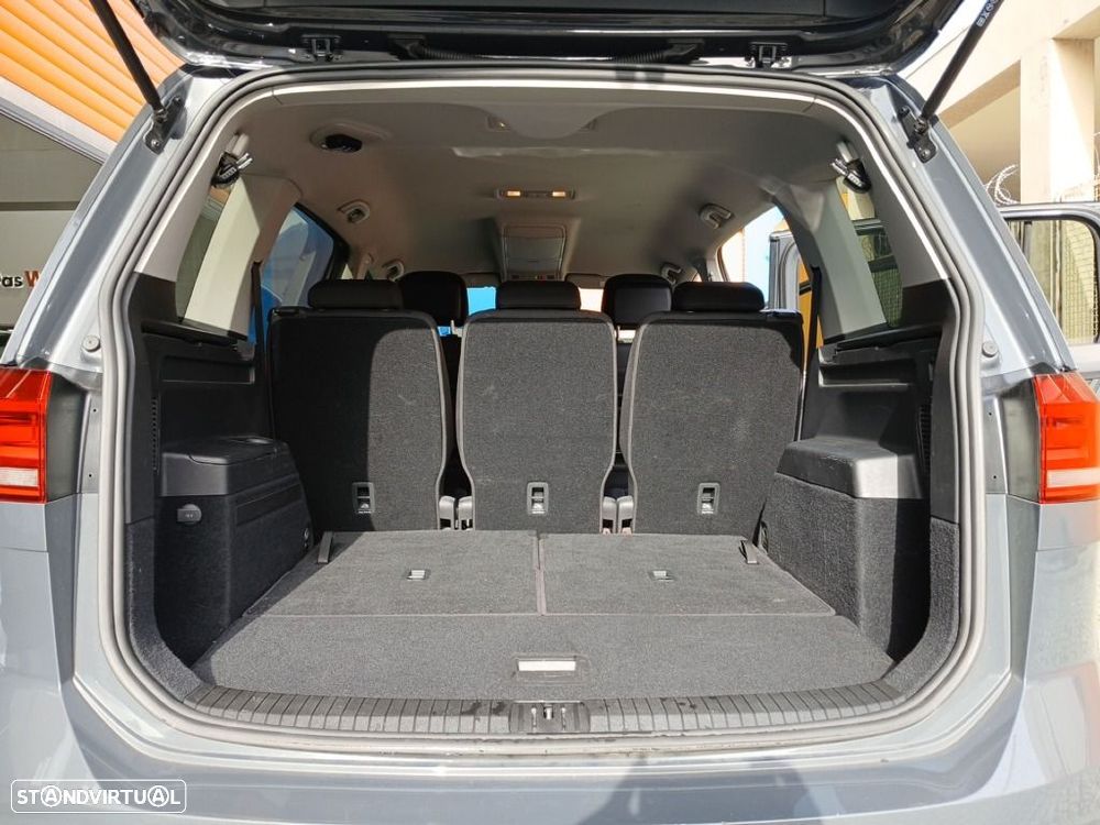 VW Touran 2.0 TDI Confortline - 25