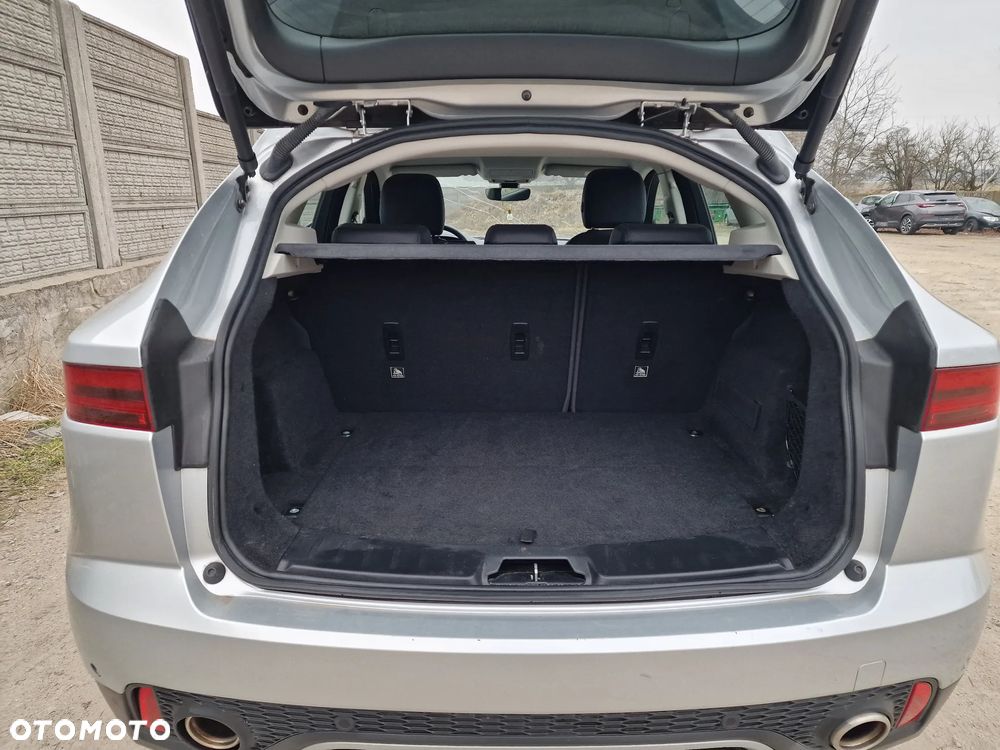 Jaguar E-Pace P200 AWD R-Dynamic S - 18