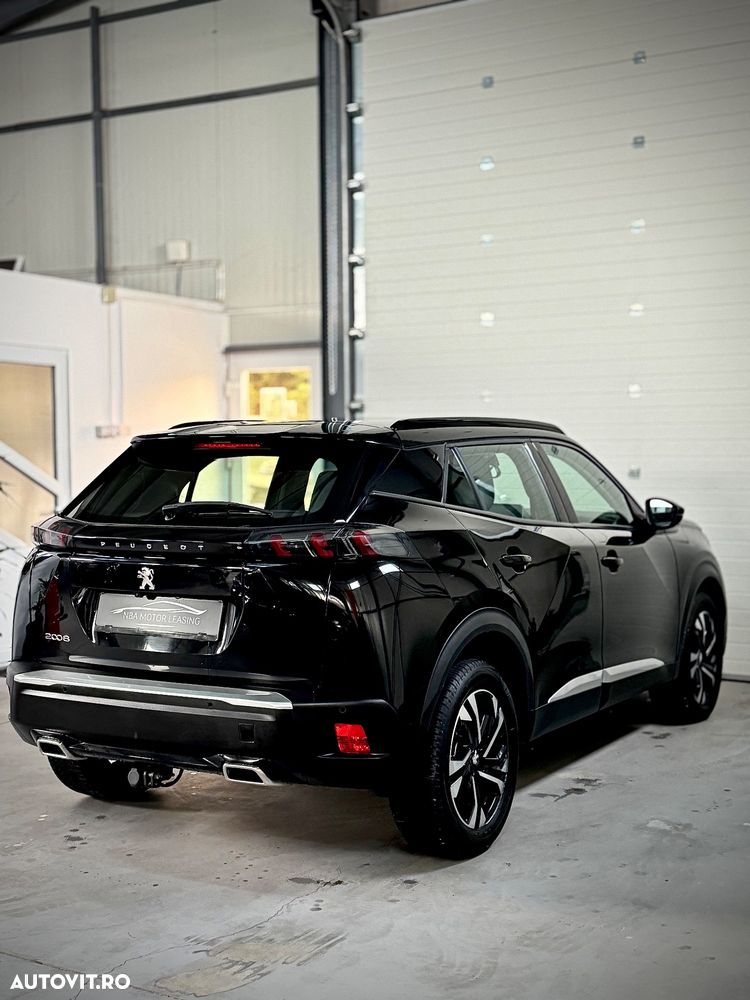 Peugeot 2008 PureTech 130 Stop&Start EAT6 Black Edition - 5