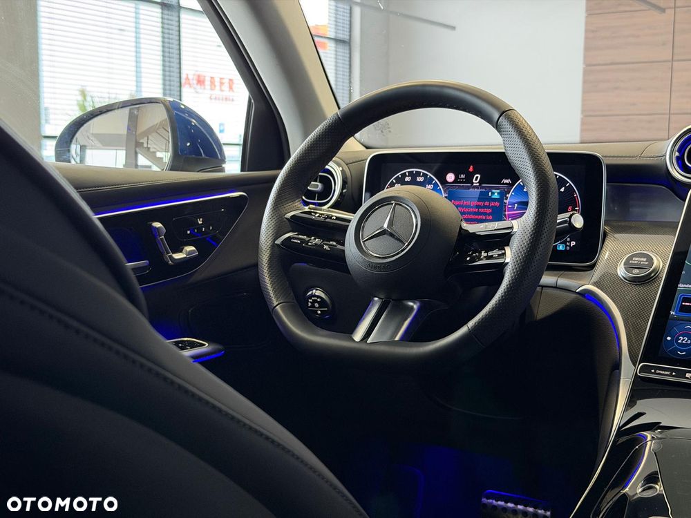 Mercedes-Benz GLC - 11