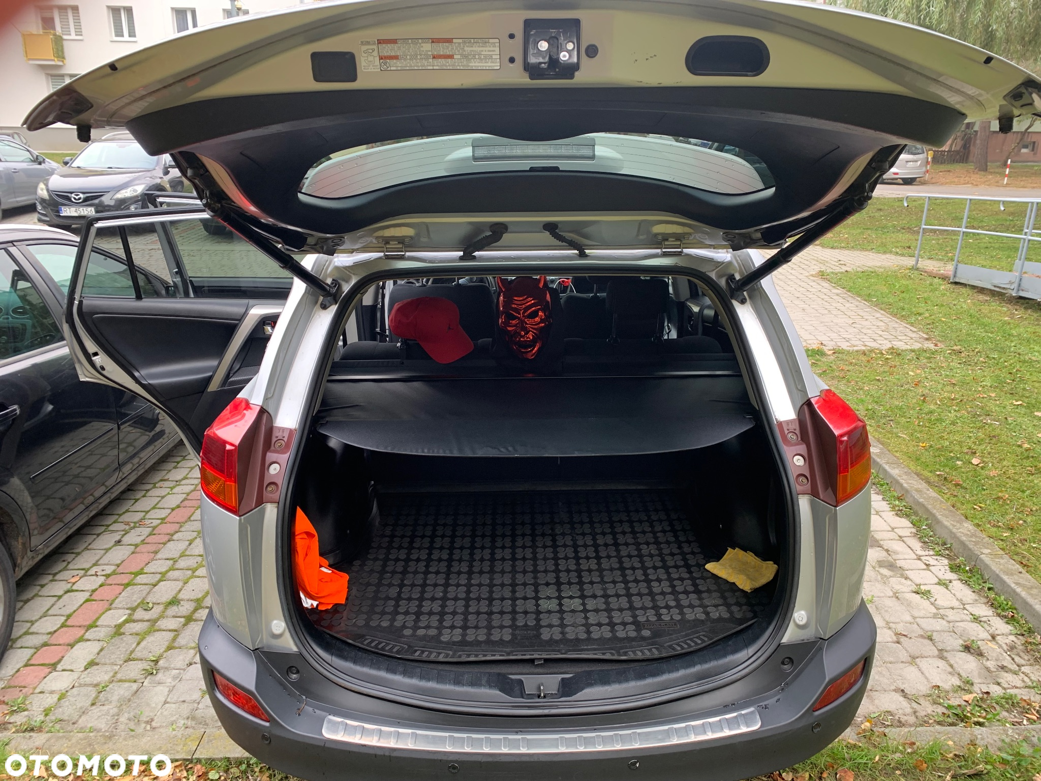Toyota RAV4 2.0 D-4D Premium - 18