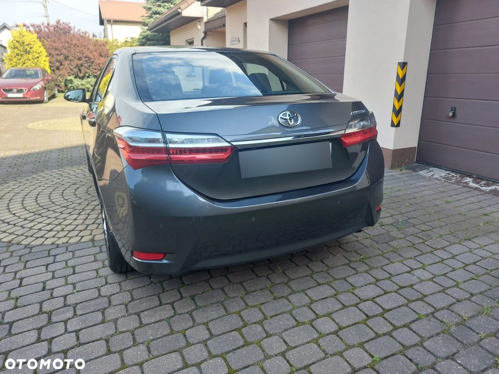 Toyota Corolla 1.6 Comfort - 6