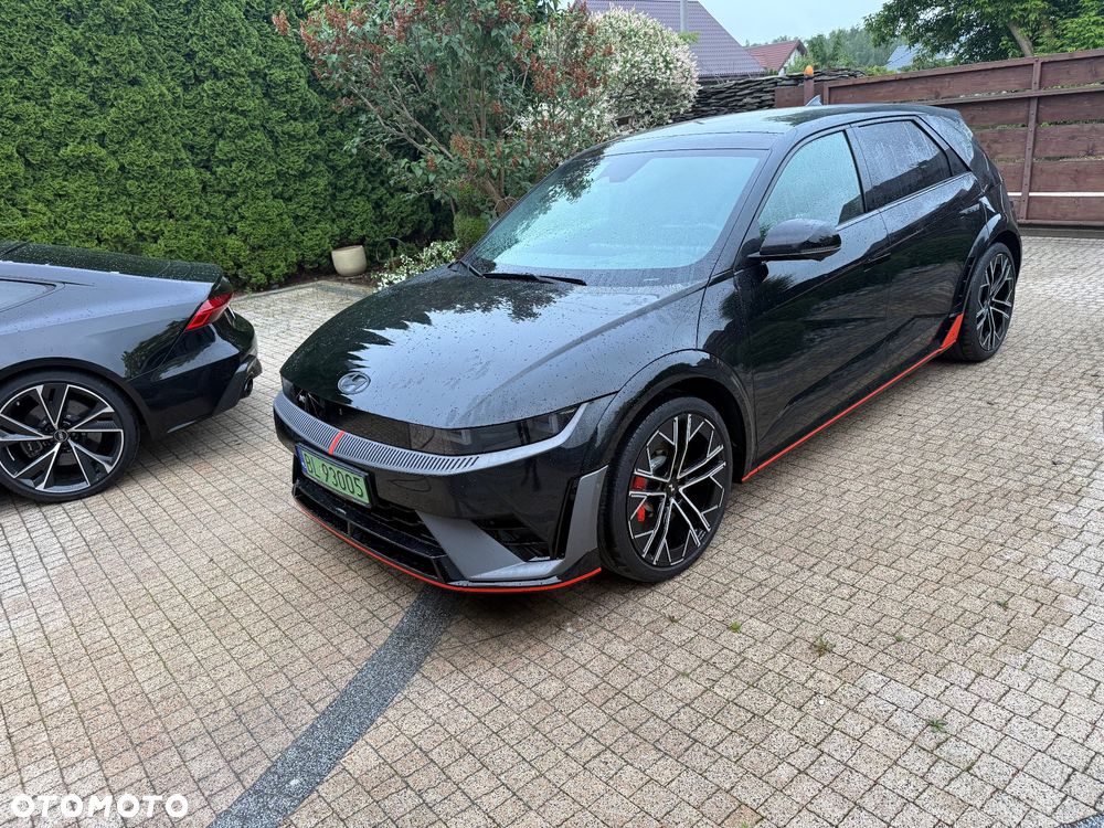Hyundai IONIQ - 18