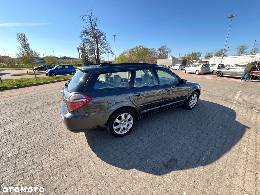 Subaru Outback 2.0D RC 000 - 6