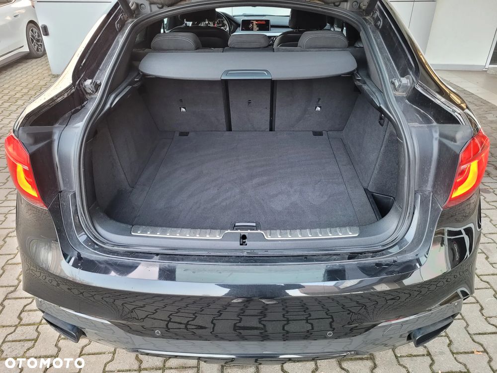 BMW X6 xDrive40d - 17