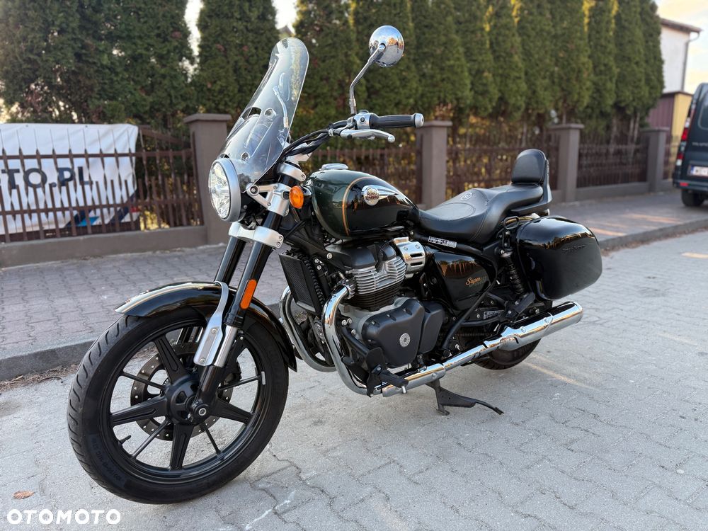 Royal Enfield Super Meteor - 18