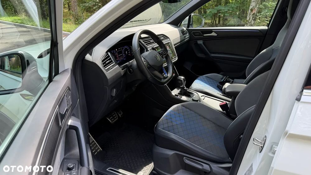 Volkswagen Tiguan - 12
