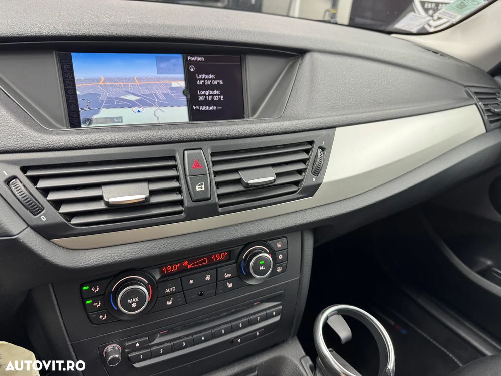 BMW X1 xDrive20d - 27