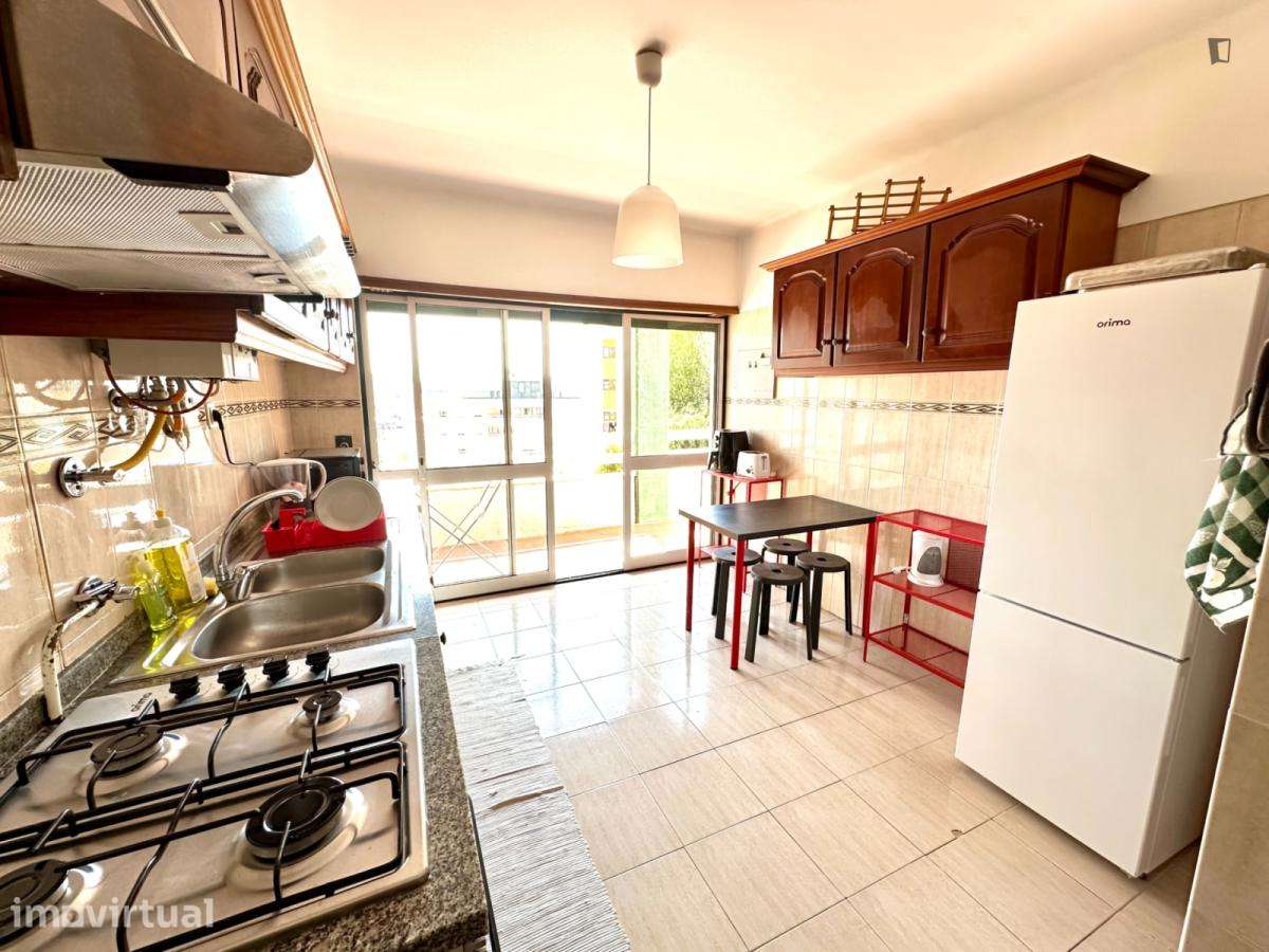Quarto - localizado em Bairro do Sol Coimbra - Grande imagem: 5/9