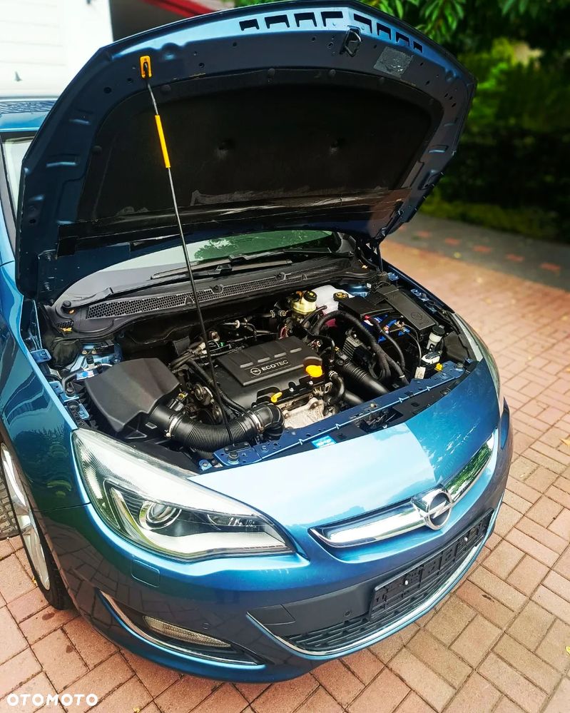 Opel Astra 1.4 Turbo Innovation - 22