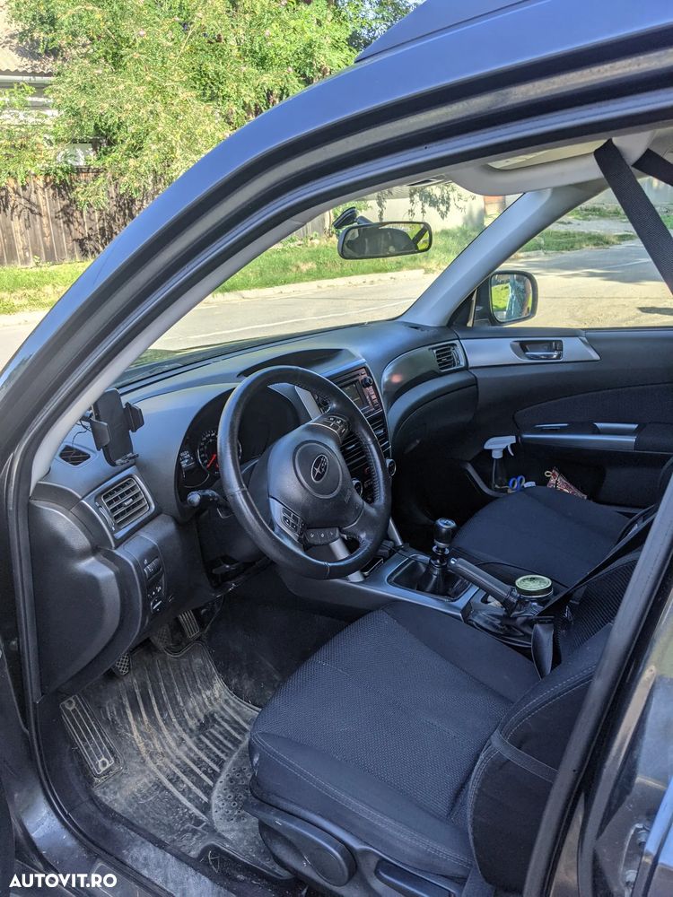 Subaru Forester 2.0D Exclusive - 5