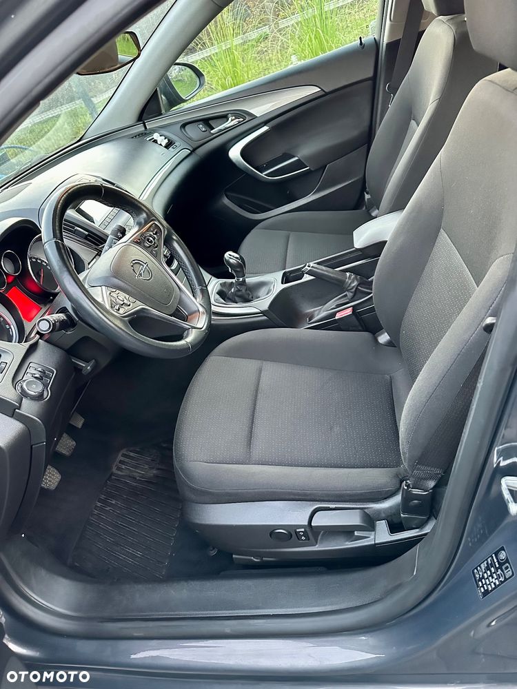 Opel Insignia - 8