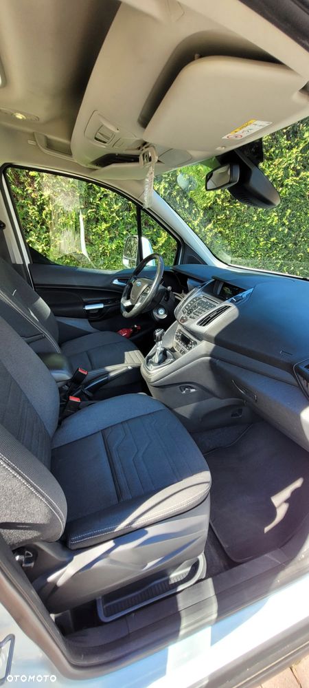 Ford Tourneo Connect Gr 1.5 TDCi Titanium - 4