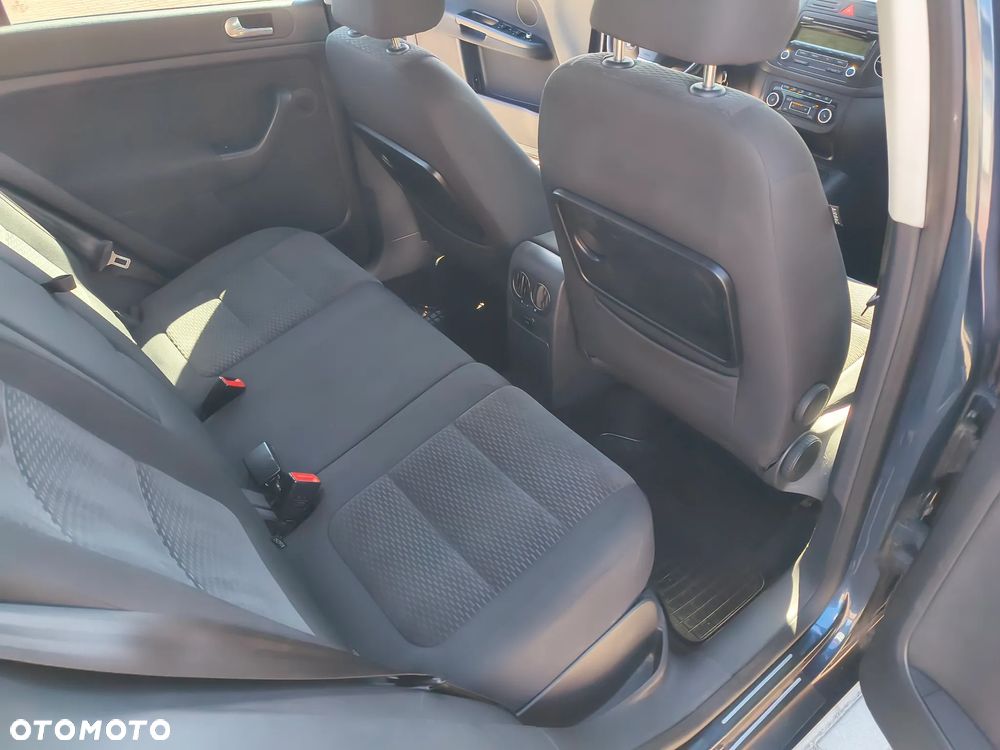 Volkswagen Golf Plus 2.0 TDI DPF Comfortline - 30