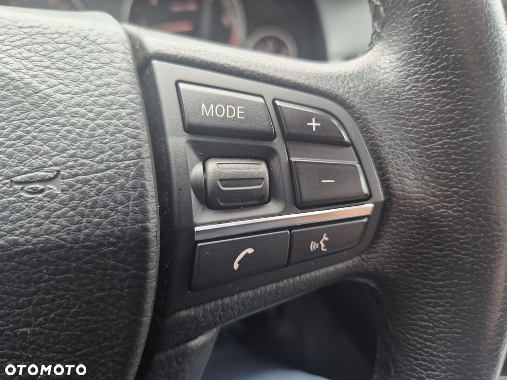BMW Seria 5 525d - 22